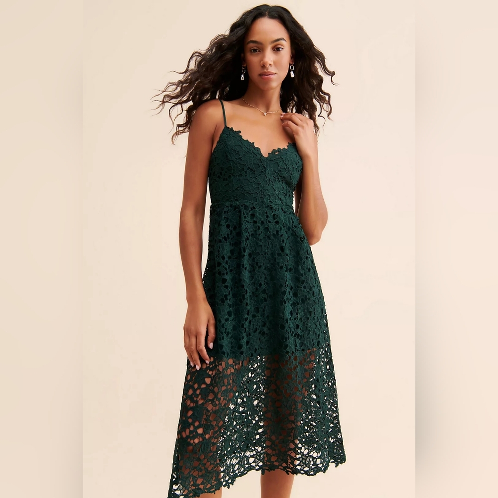 Astr The Label Green Lace Midi Dress XS